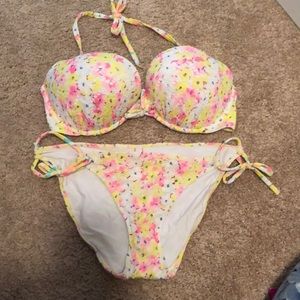 Victoria’s Secret floral bombshell push-up bikini